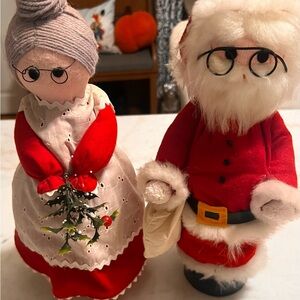 Vintage Handmade Mr and Mrs Claus Bowling Pin Art Christmas Decor Set of 2